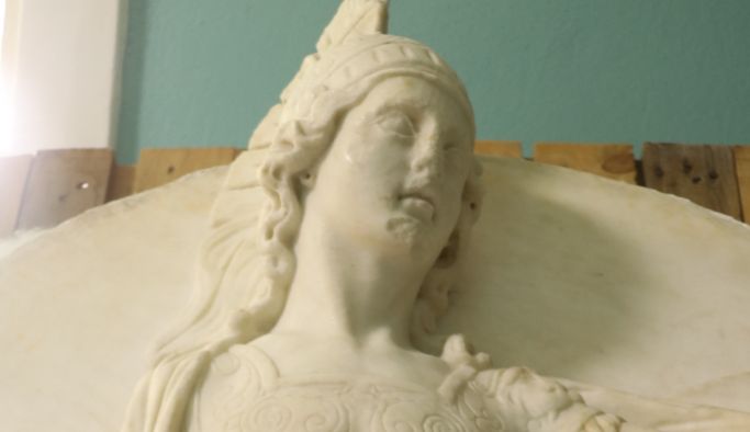 Koruma altındaki 1600 yıllık "Baş Melek Mikail" heykeli Yalova Müze'sine taşındı