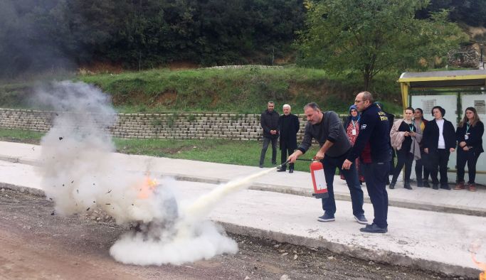 Altınova’da Hastane personeline yangın eğitimi