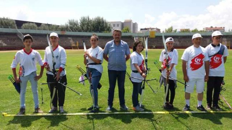 Yalova Ogesed okçuları Türkiye şampiyonasına hazırlanıyor