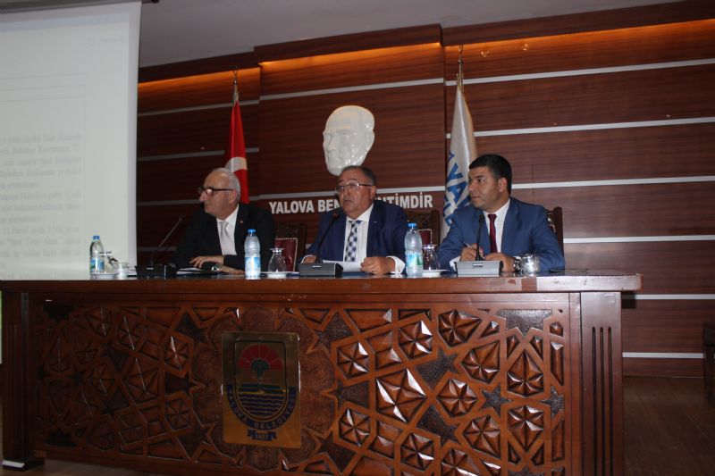 Yalova Belediye Meclisi toplandı